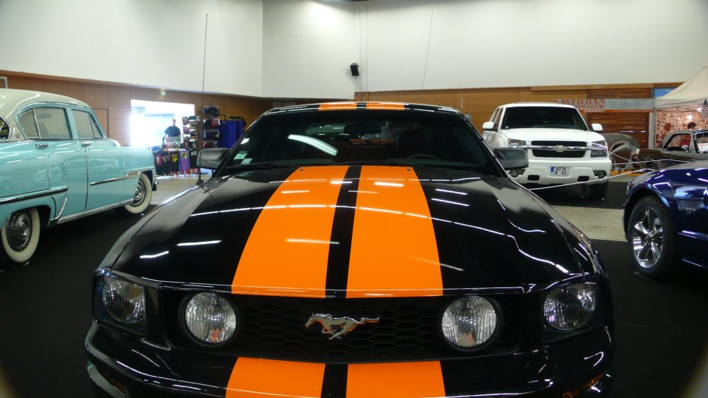 mustang-racing