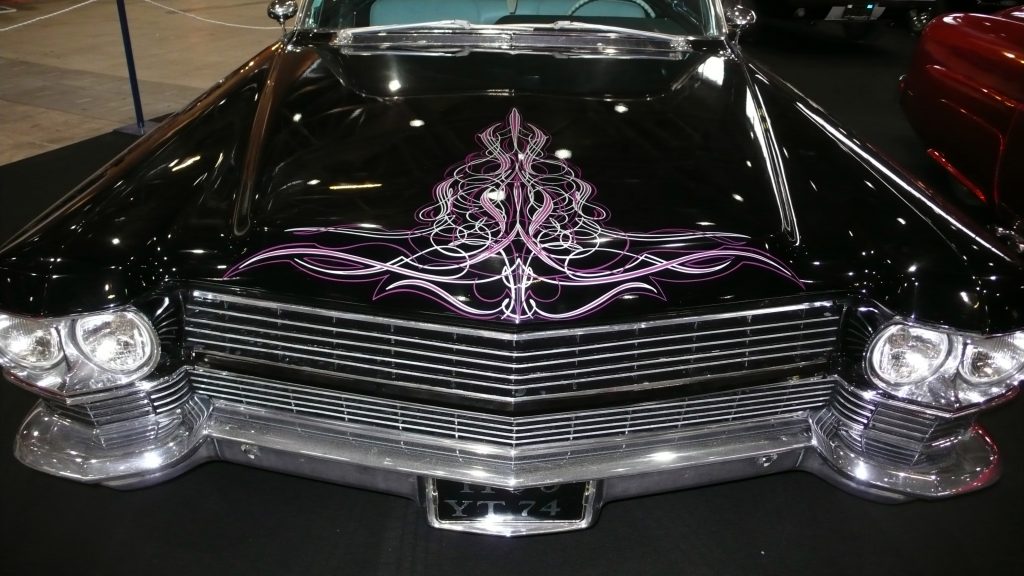 pinstriping-noir