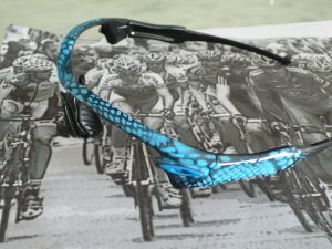 Lunette Radar Okley cadrillée bleu et noir