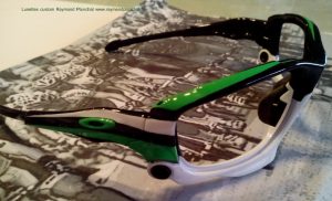 lunettes-oakley-personnalisation-aerographe-raymond-planchat