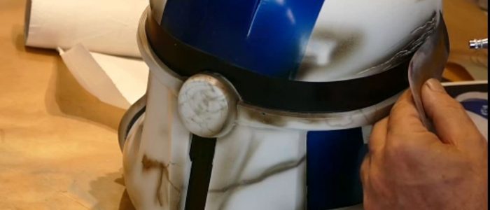 cours-aerographe-formation/clone-trooper-  peinture-aerographe-sur-casque-impression-3d/